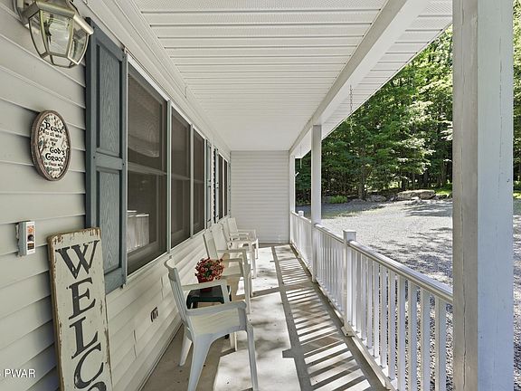 4th image of 61 Phillips Rd