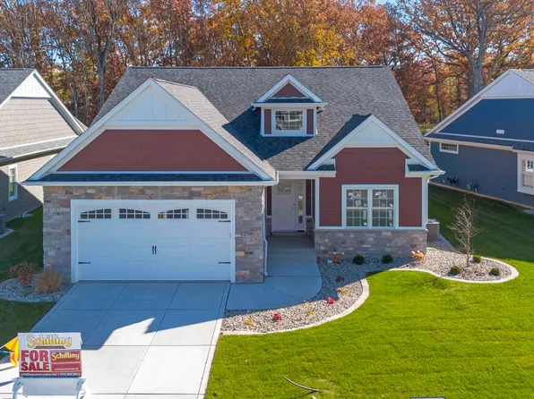 12751 Creekside Dr, Cedar Lake, IN 46303