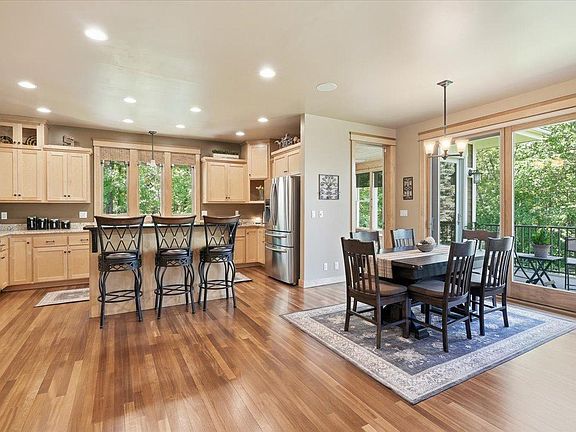 5th image of 1415 Thelen Farm Trl