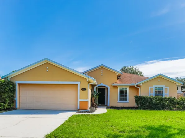2285 Brian Lakes Dr E, Jacksonville, FL 32221