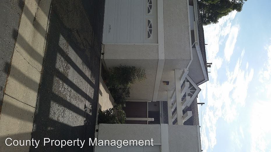 2nd image of 1247 Chelan Ln