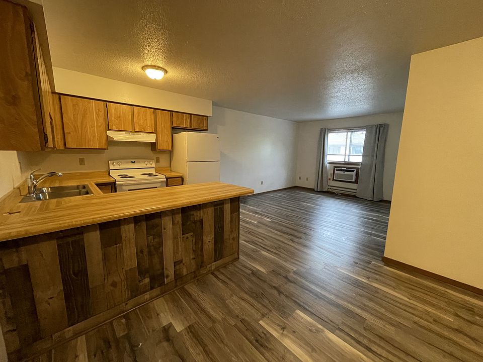 1st image of 1106 10th Ave N APT 9
