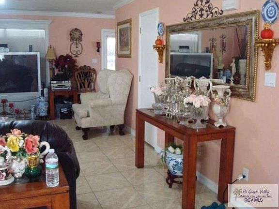 3rd image of 3754 Calle Nortena
