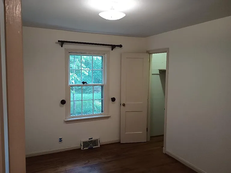 6004 Piedmont Pl — Photo 9