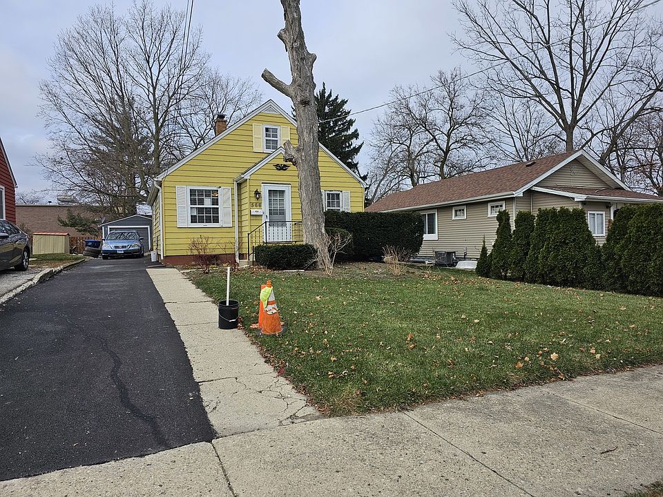 1st image of 566 S Elmwood Ave