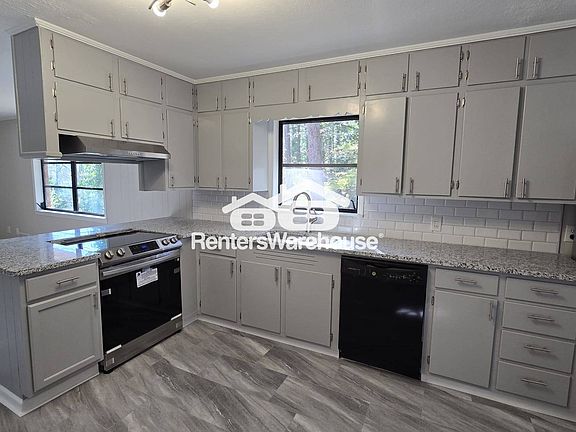 4th image of 1633 Hollywood Ave