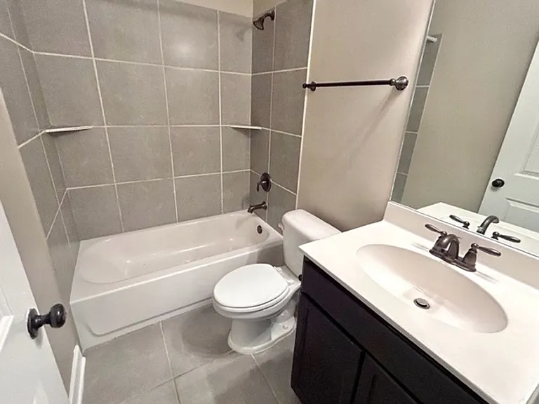 8136 Maywood Dr — Photo 9