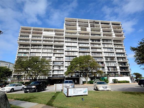 3rd image of 3558 Shore Dr APT 107