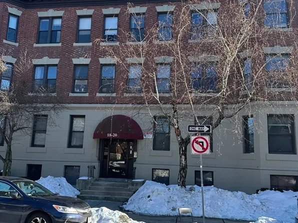 18 Glenville Ave APT 3A, Allston, MA 02134