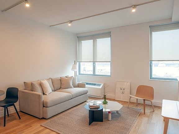 4th image of 550 W 54th St APT 1603