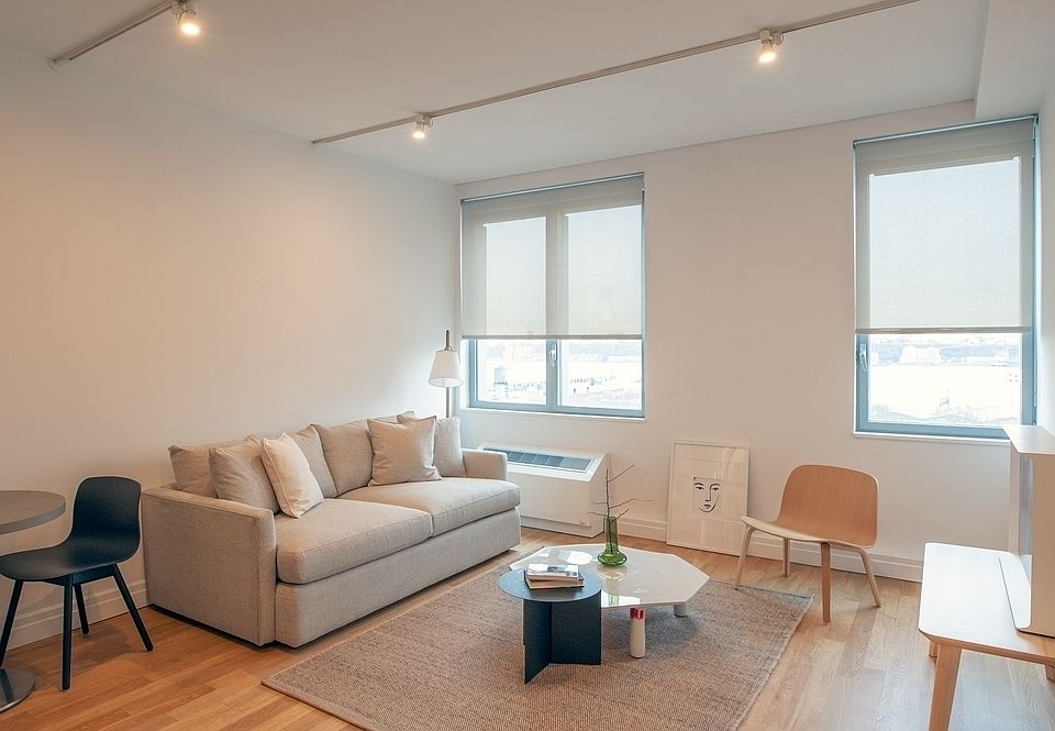 1st image of 550 W 54th St APT 609