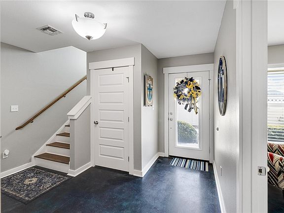 4th image of 14890 Granada Dr #303