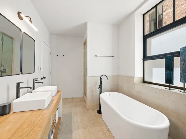 354 Broadway image 10 of 14