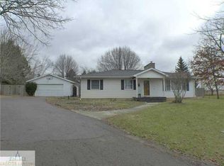 1810 W Dexter Trl, Mason, MI 48854
