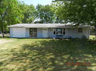 2583 E Sandy Dr, Warsaw, IN 46580