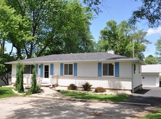 30030 Arrow Dr, Burlington, WI 53105