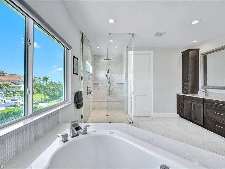 6448 Griffin Blvd — Photo 26