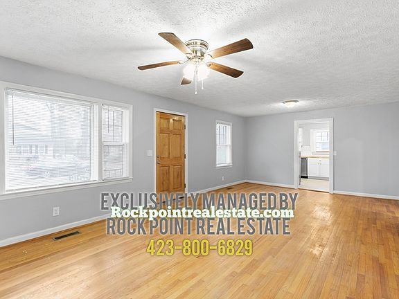 5th image of 5508 Woodlawn Dr
