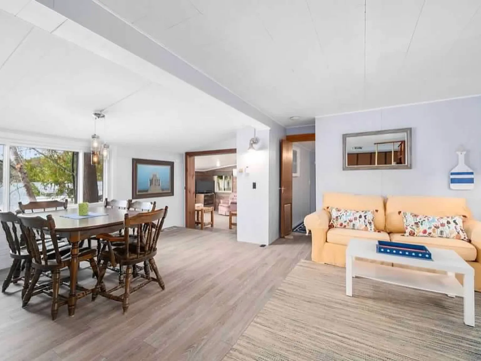 2 bed, 1000 sqft, $1,600 — Photo 3