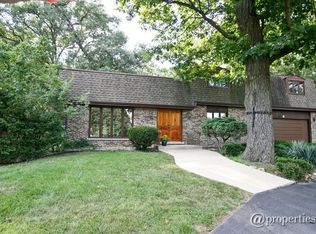 30 Old Oak Trl, Palos Heights, IL 60463