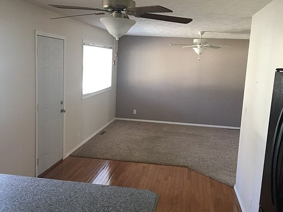 3rd image of 930 Driftwood Dr