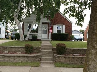 2023 S 96th St, West Allis, WI 53227