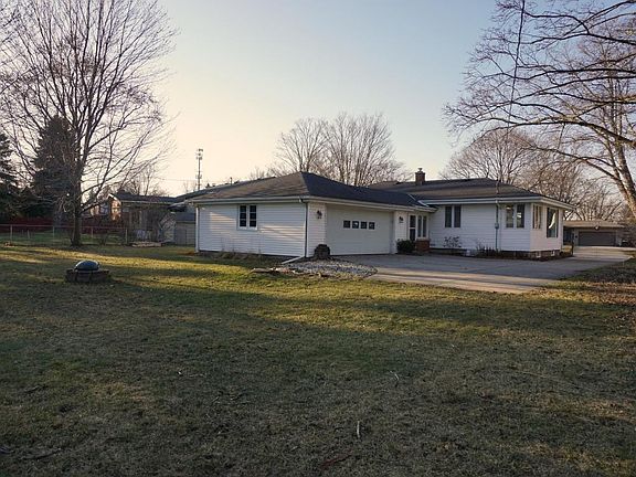 4th image of 364 Wildwood Dr
