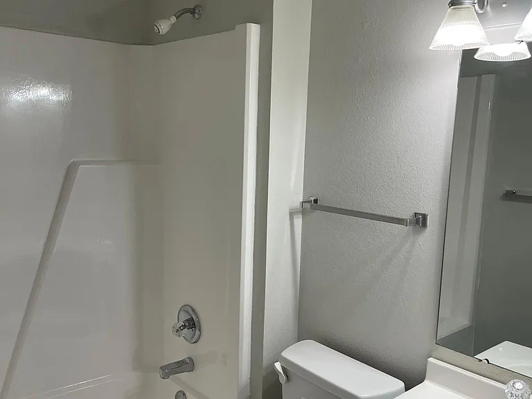 511 S Johnson St #10 — Photo 12