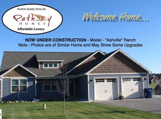 818 Jay Rogers Ct, Traverse City, MI 49696
