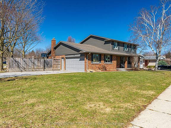 2nd image of 45 Chaucer Rd