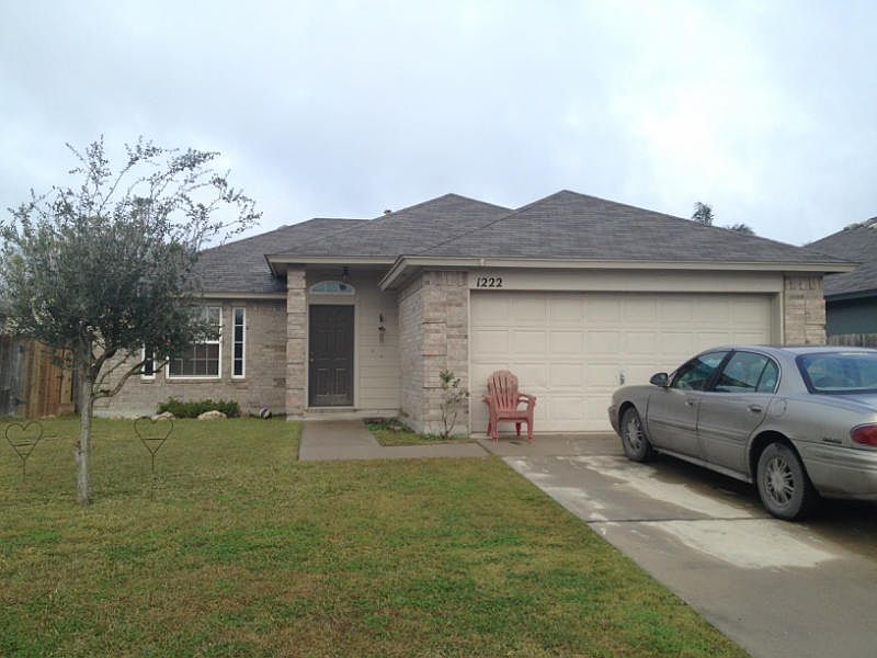 1st image of 1222 Sacramento Dr