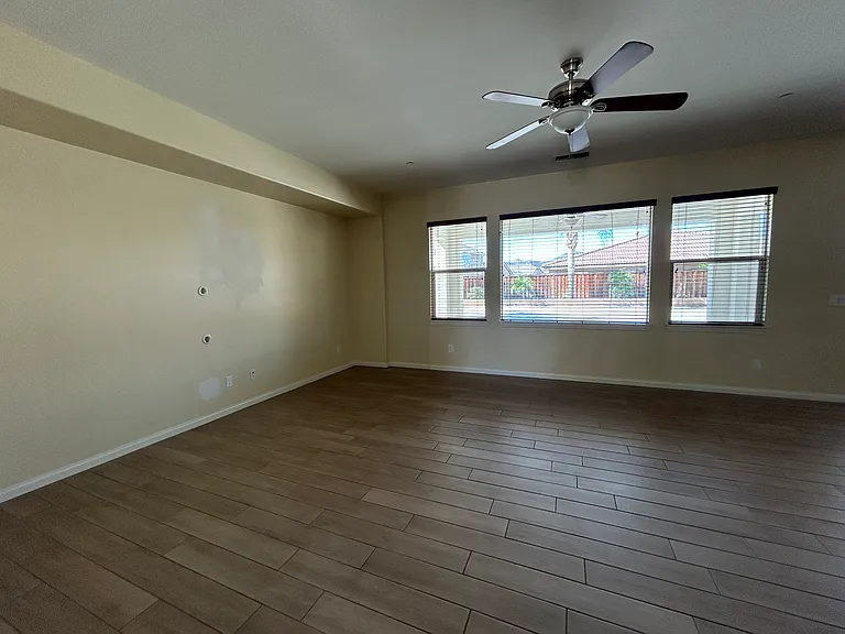 28187 Rustling Wind Cir — Photo 9