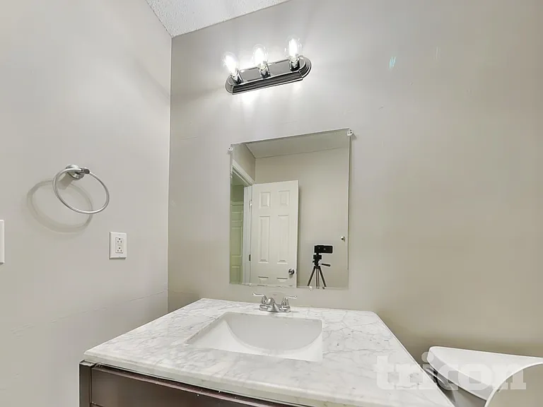 39 Pine Grove Cir — Photo 12