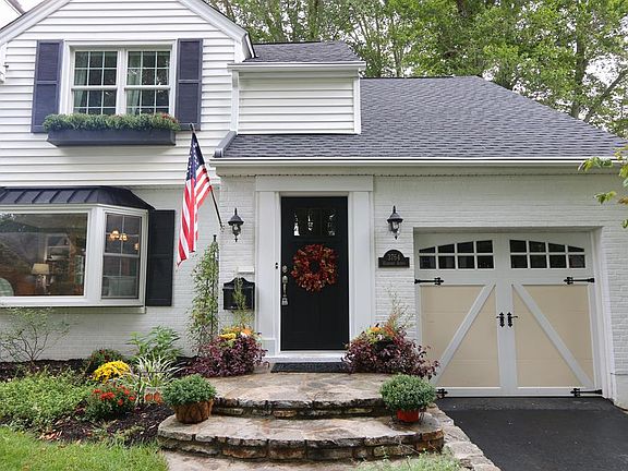 2nd image of 3764 Harvard Acres