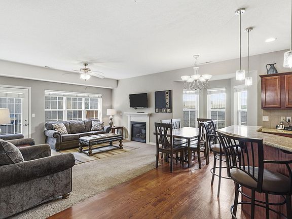5th image of 115 Residence Lane #4