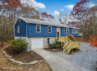 475 Daffodil Rd, East Stroudsburg, PA 18302