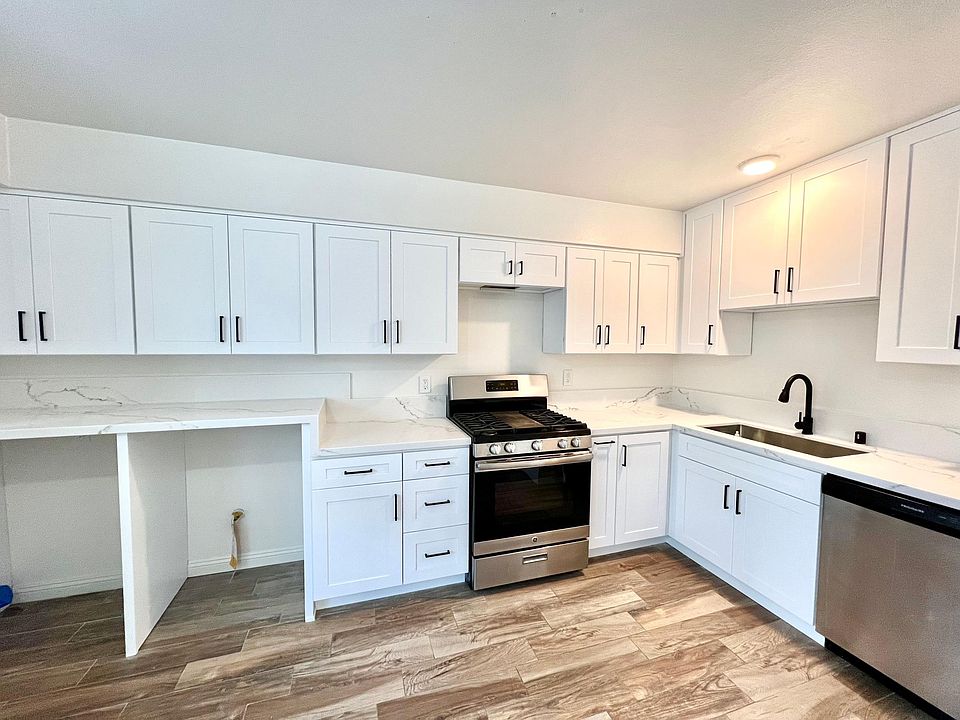 New Modern Kitchen