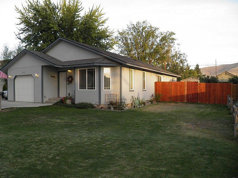 2nd image of 1309 Grant Ave