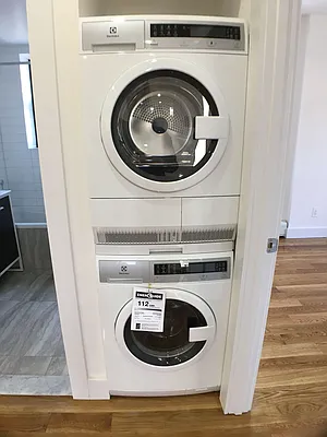 Rented by Uptown Flats LLC | media 18