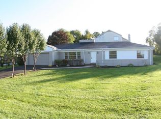 1390 Fieldway Dr, Bloomfield Hills, MI 48302