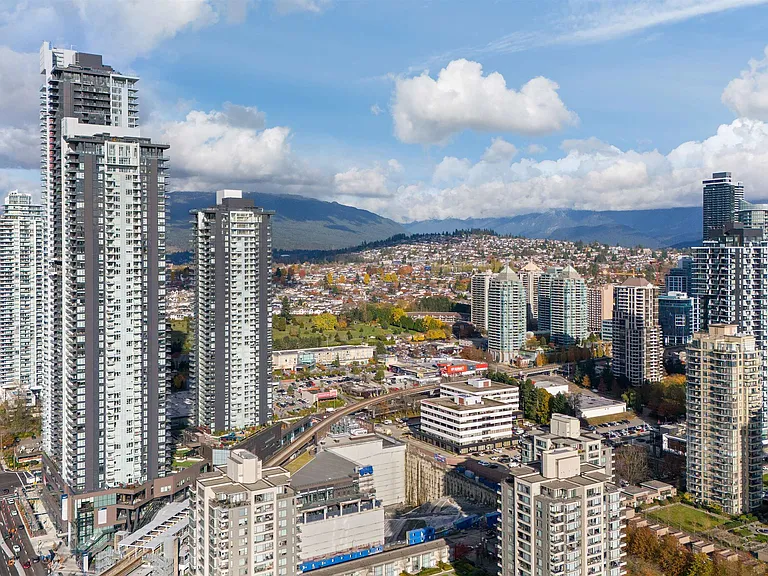 4168 Lougheed Hwy #811 — Photo 23