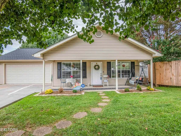 120 Emerald Court Pl, Lenoir City, TN 37771
