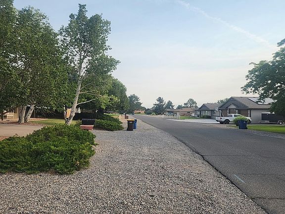 4th image of 533 Tiara Dr