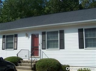 5 Rosewood Ln, Southwick, MA 01077