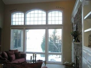 8787 Ridge Ponds Ln, Victoria, MN 55386