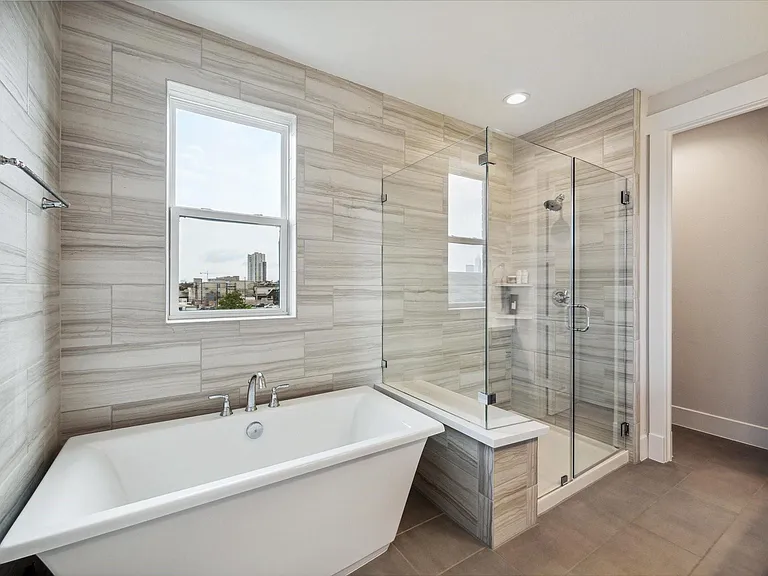 2803 Hicks St — Photo 14