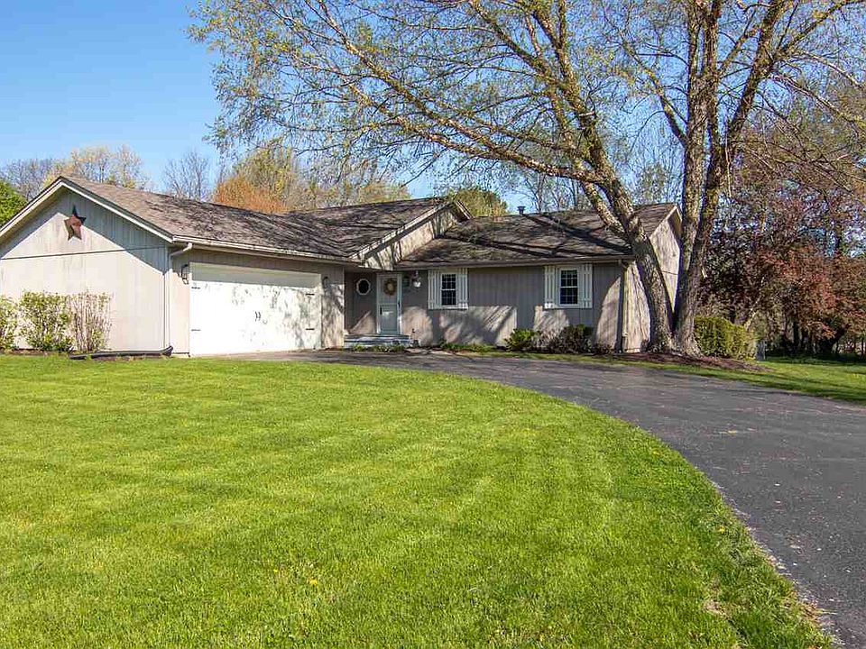1st image of 7762 Rhonda Dr