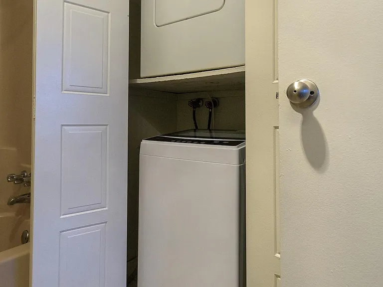 4067 Harbour Dr — Photo 20