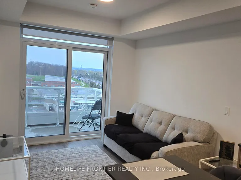 8 Beverley Glen Blvd #813 — Photo 3