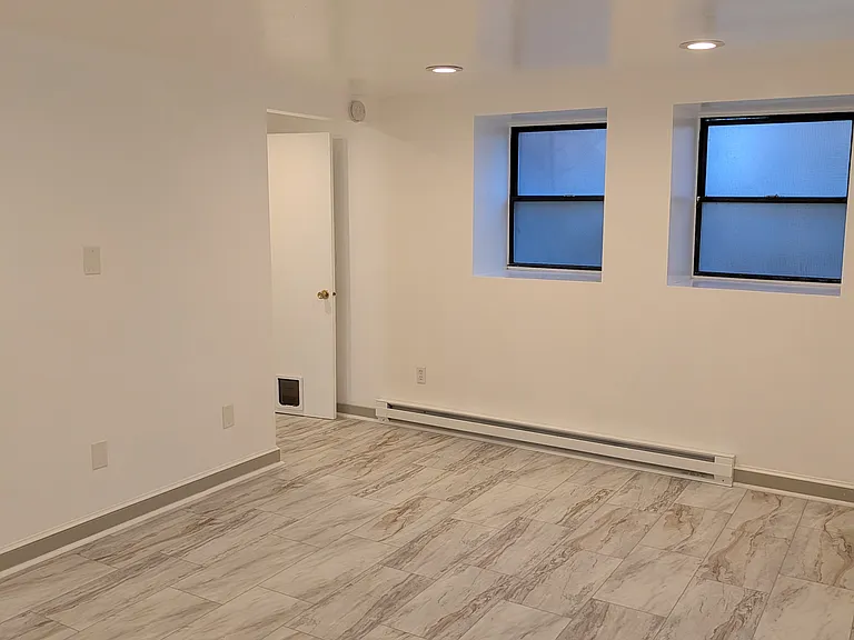 Bedroom #1